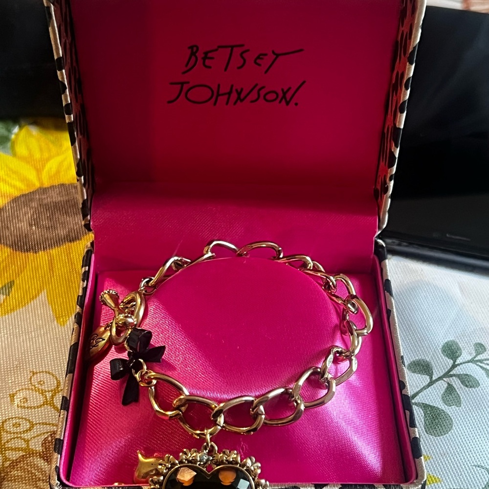 Betsey Johnson Gold Bracelet with Black Bow Charm